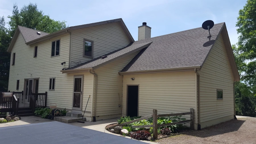 roof replacements service 1@1x roof replacements service 1@1x